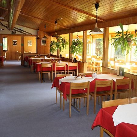 Sporti Grusch Ostello Esterno foto