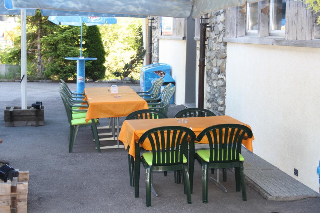 Sporti Grusch Ostello Esterno foto