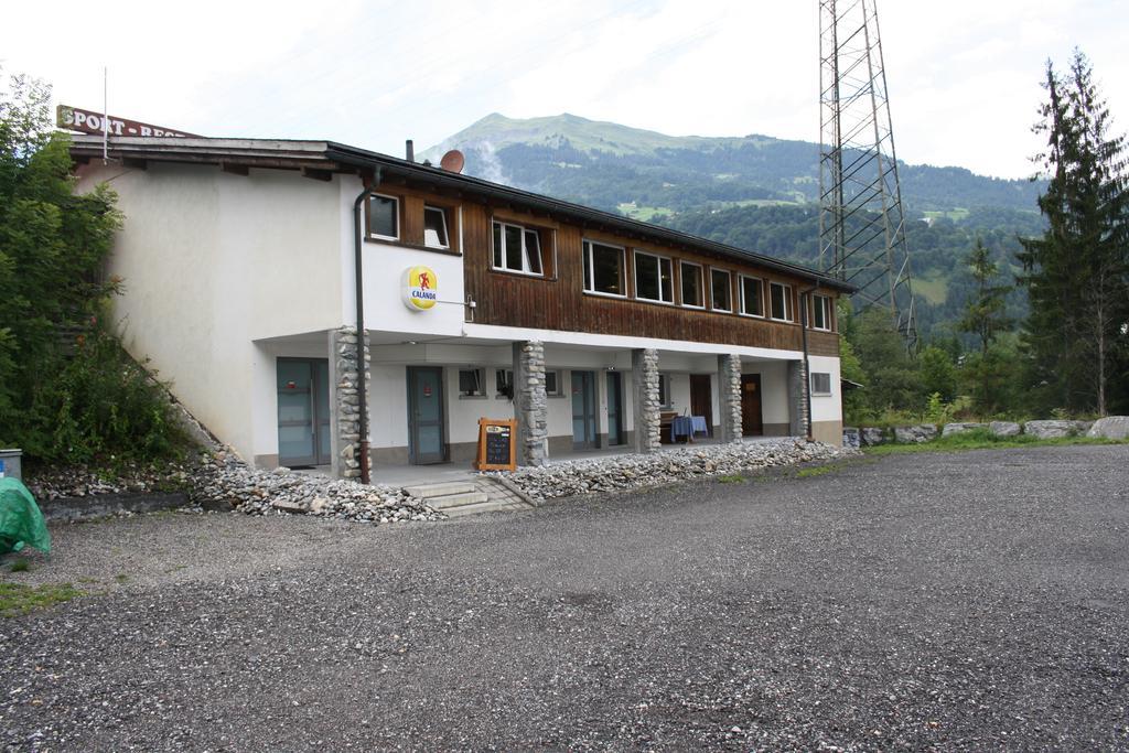 Sporti Grusch Ostello Esterno foto