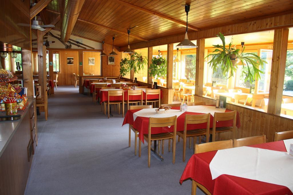 Sporti Grusch Ostello Esterno foto